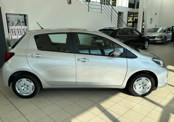 Toyota Yaris cena 37500 przebieg: 142578, rok produkcji 2015 z Częstochowa małe 497